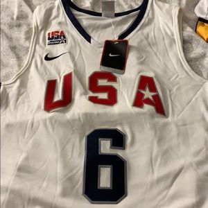 Lebron James USA jersey
